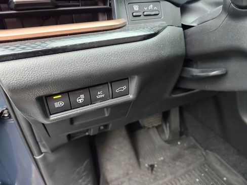 Used 2025 Toyota Grand Highlander AWD Hybrid image 9