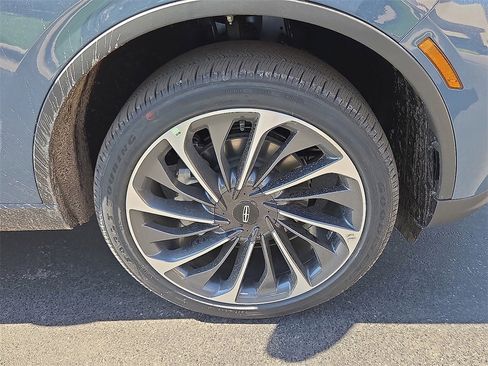 New 2025 Lincoln Aviator Reserve w/ Equipment Group 201A image 7