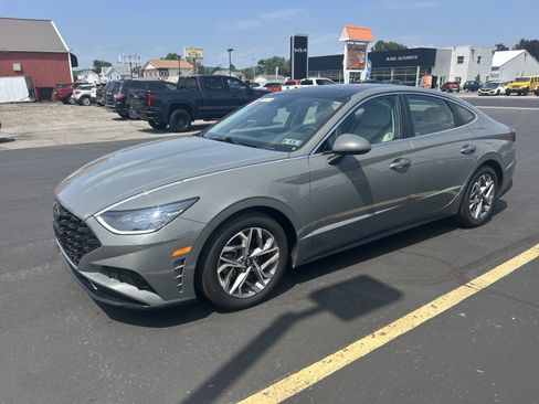 Used 2023 Hyundai Sonata SEL w/ Convenience Package image 8