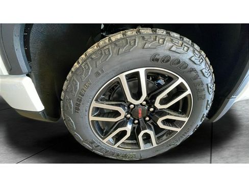 New 2026 GMC Sierra 1500 AT4 w/ AT4 Premium Package image 19