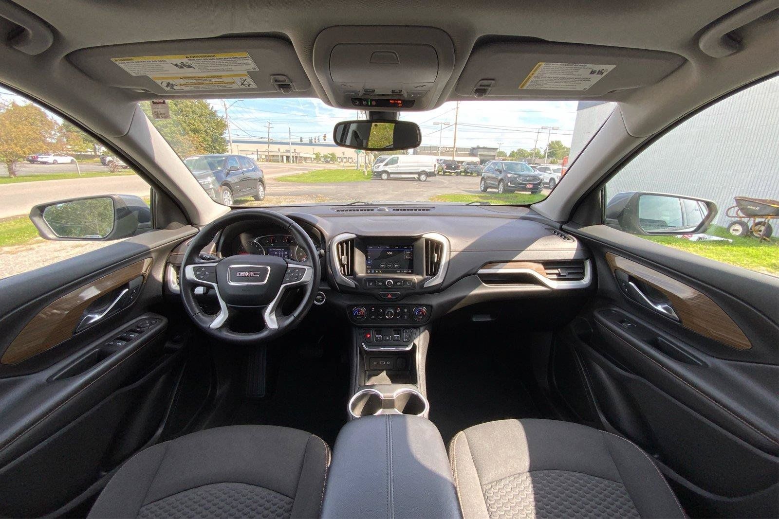 Used 2019 GMC Terrain SLE w/ Driver Convenience Package AWD/4WD image 32