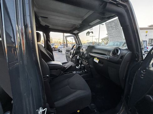 Used 2017 Jeep Wrangler Unlimited Sport w/ Connectivity Group image 23