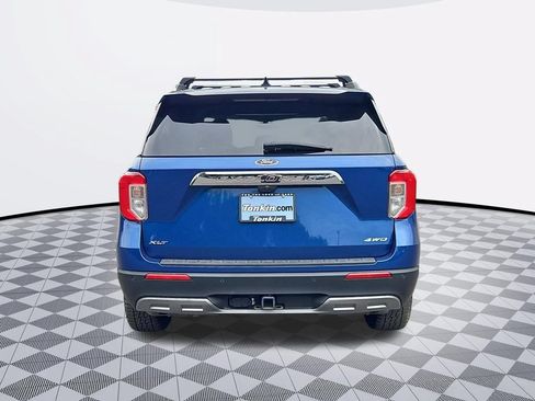 Used 2021 Ford Explorer XLT w/ Equipment Group 202A AWD/4WD image 5