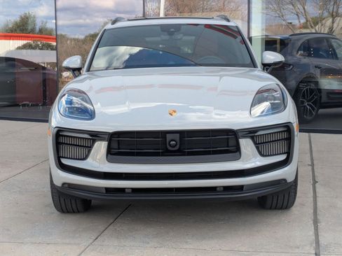 New 2026 Porsche Macan S image 6