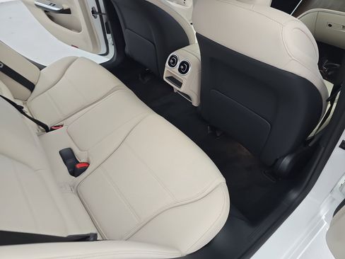 New 2026 Mercedes-Benz C 300 Sedan image 11