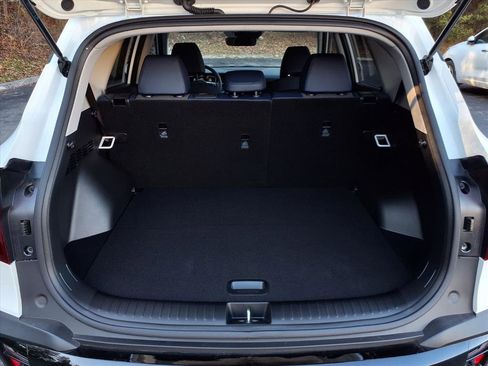 Used 2025 Kia Seltos S image 25