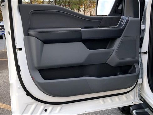 Certified 2025 Ford F150 XLT w/ Equipment Group 301A Standard image 21