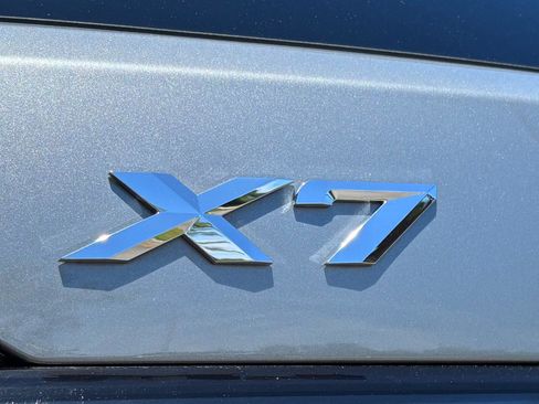 Used 2025 BMW X7 xDrive40i w/ M Sport Package AWD/4WD image 64