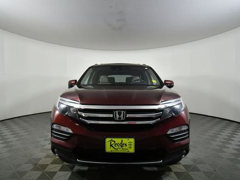 Used 2018 Honda Pilot Touring image 7