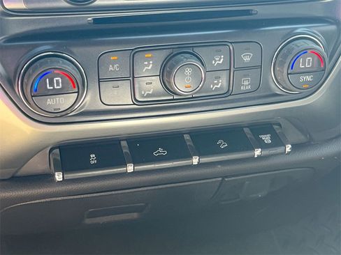 Used 2016 Chevrolet Silverado 2500 LT w/ LT Convenience Package image 23