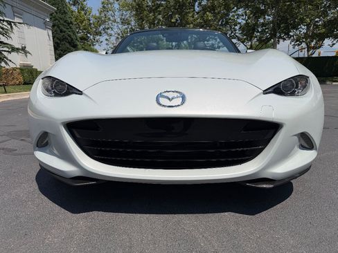 Used 2018 MAZDA MX-5 Miata Grand Touring RWD image 34