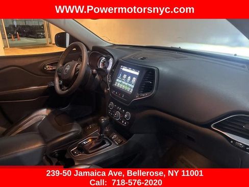 Used 2023 Jeep Cherokee Altitude Lux AWD/4WD image 15
