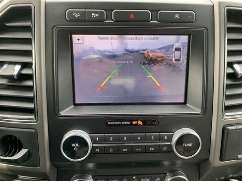 Used 2019 Ford Expedition Max XLT w/ Equipment Group 202A image 28