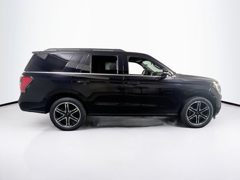 Used 2019 Ford Expedition Limited w/ Equipment Group 303A AWD/4WD image 4