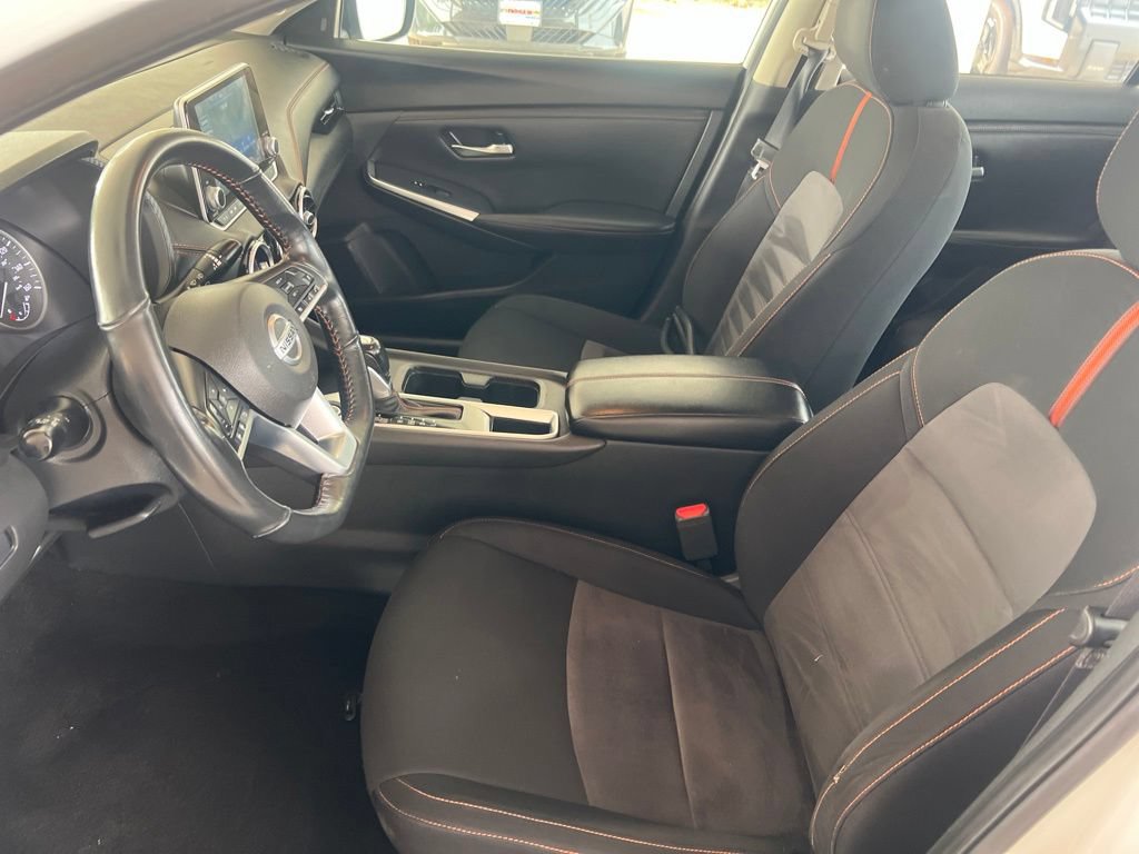 Certified 2023 Nissan Sentra SR FWD image 4