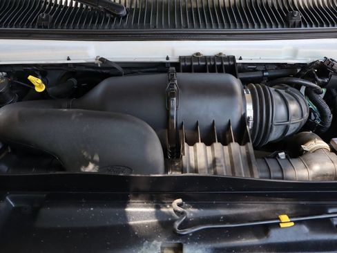 Used 2012 Ford E-350 and Econoline 350 XLT RWD image 37