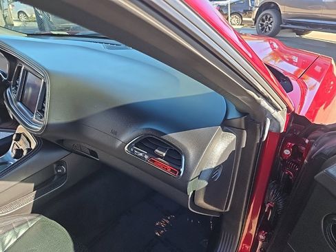 Used 2020 Dodge Challenger SRT Hellcat w/ Plus Package image 28