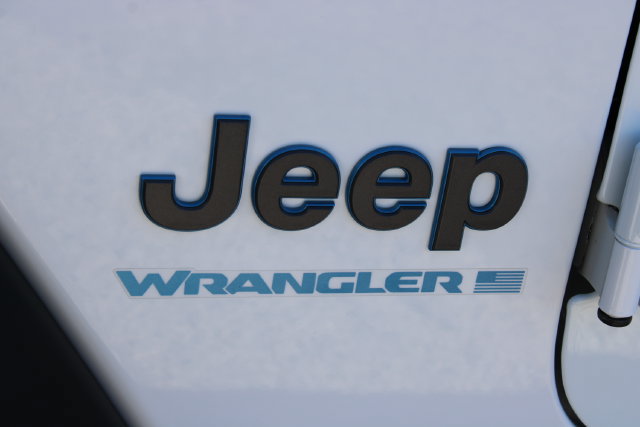 Used 2024 Jeep Wrangler Unlimited Rubicon 4xe AWD/4WD image 9