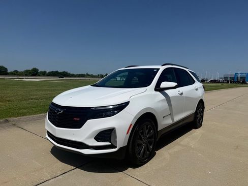 Used 2024 Chevrolet Equinox RS FWD image 10