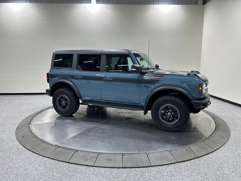 Certified 2022 Ford Bronco Badlands AWD/4WD image 6