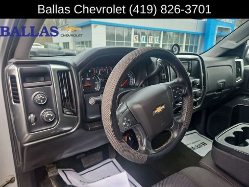 Used 2015 Chevrolet Silverado 1500 LT AWD/4WD image 10