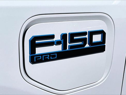 Used 2025 Ford F150 Lightning Pro image 9