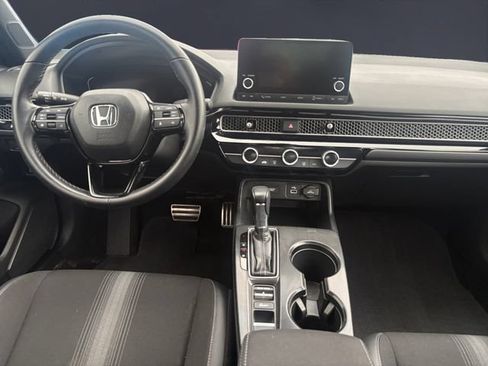 Used 2023 Honda Civic Sport image 10