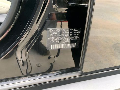 Used 2025 Hyundai Sonata SE FWD image 33