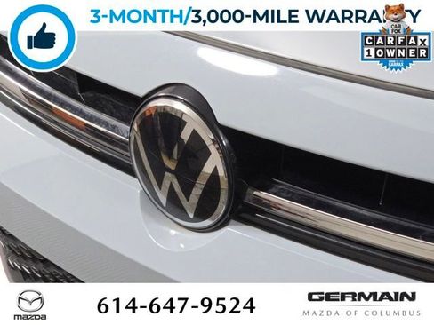 Used 2025 Volkswagen Jetta SE w/ Sunroof Package image 12