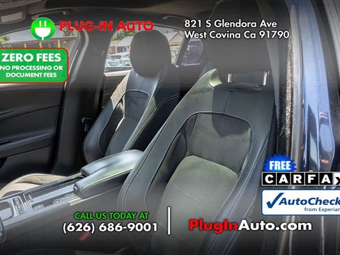 Used 2018 Jaguar XE S RWD image 7