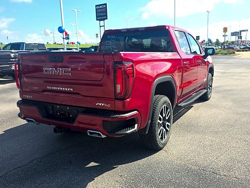 Used 2024 GMC Sierra 1500 AT4 w/ Technology Package AWD/4WD image 10
