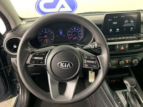 Used 2020 Kia Forte LXS FWD image 21