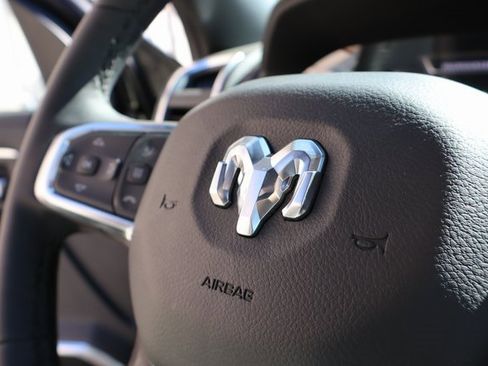 Used 2025 RAM 2500 Laramie w/ Night Edition image 33