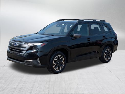 Certified 2025 Subaru Forester Premium AWD/4WD image 3