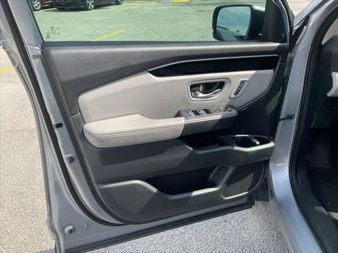 Used 2023 Honda Pilot EX-L image 13