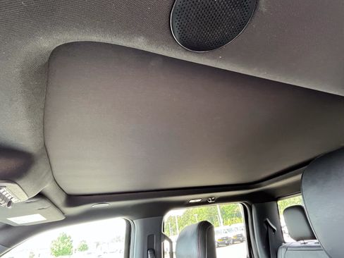 Used 2025 Ford F150 Raptor AWD/4WD image 26