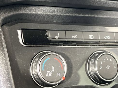 Used 2023 Volkswagen Tiguan S image 19