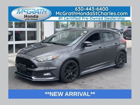 Used 2015 Ford Focus ST FWD image 1