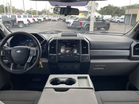 Used 2019 Ford F250 XLT w/ XLT Value Package AWD/4WD image 5