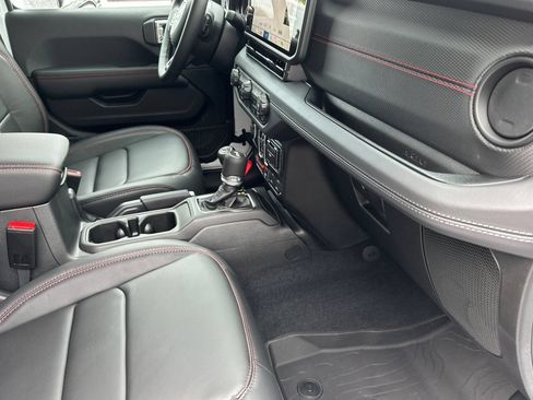 New 2026 Jeep Wrangler Unlimited Rubicon AWD/4WD image 15