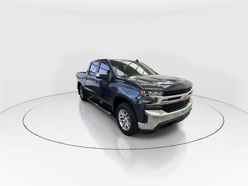 Used 2020 Chevrolet Silverado 1500 LT image 2