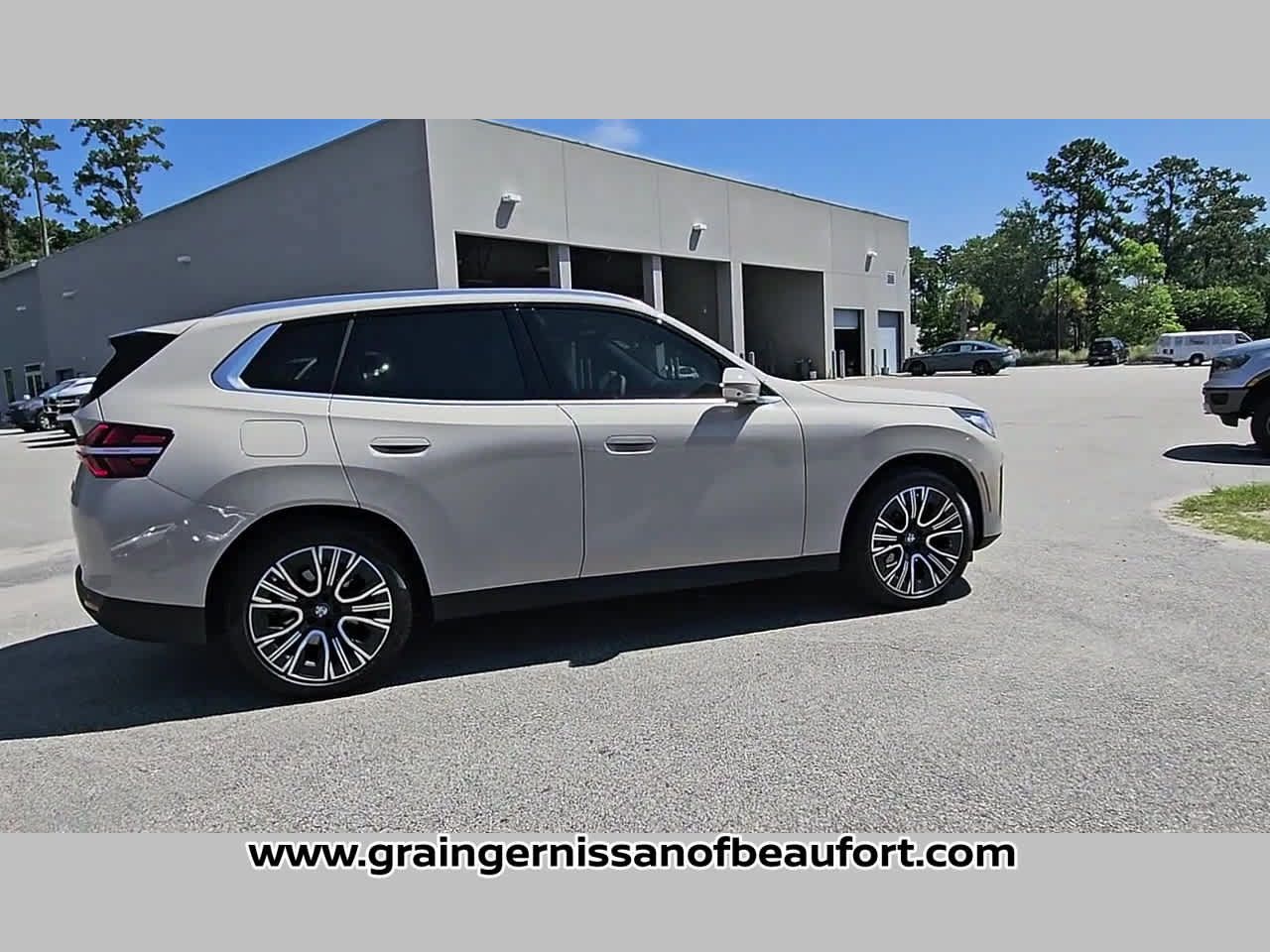 Used 2025 BMW X3 xDrive30i w/ Premium Package AWD/4WD image 35
