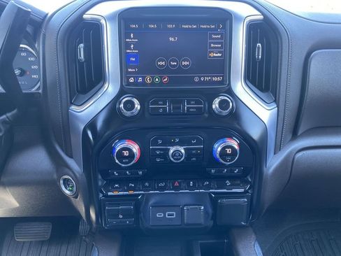 Used 2020 GMC Sierra 1500 SLT w/ SLT Premium Plus Package AWD/4WD image 13
