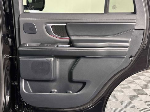 Used 2025 Ford Expedition Platinum w/ Stealth Performance Package image 19