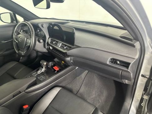 Used 2024 Lexus UX 250h AWD w/ Premium Package image 26