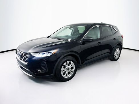 Used 2024 Ford Escape Active FWD image 3