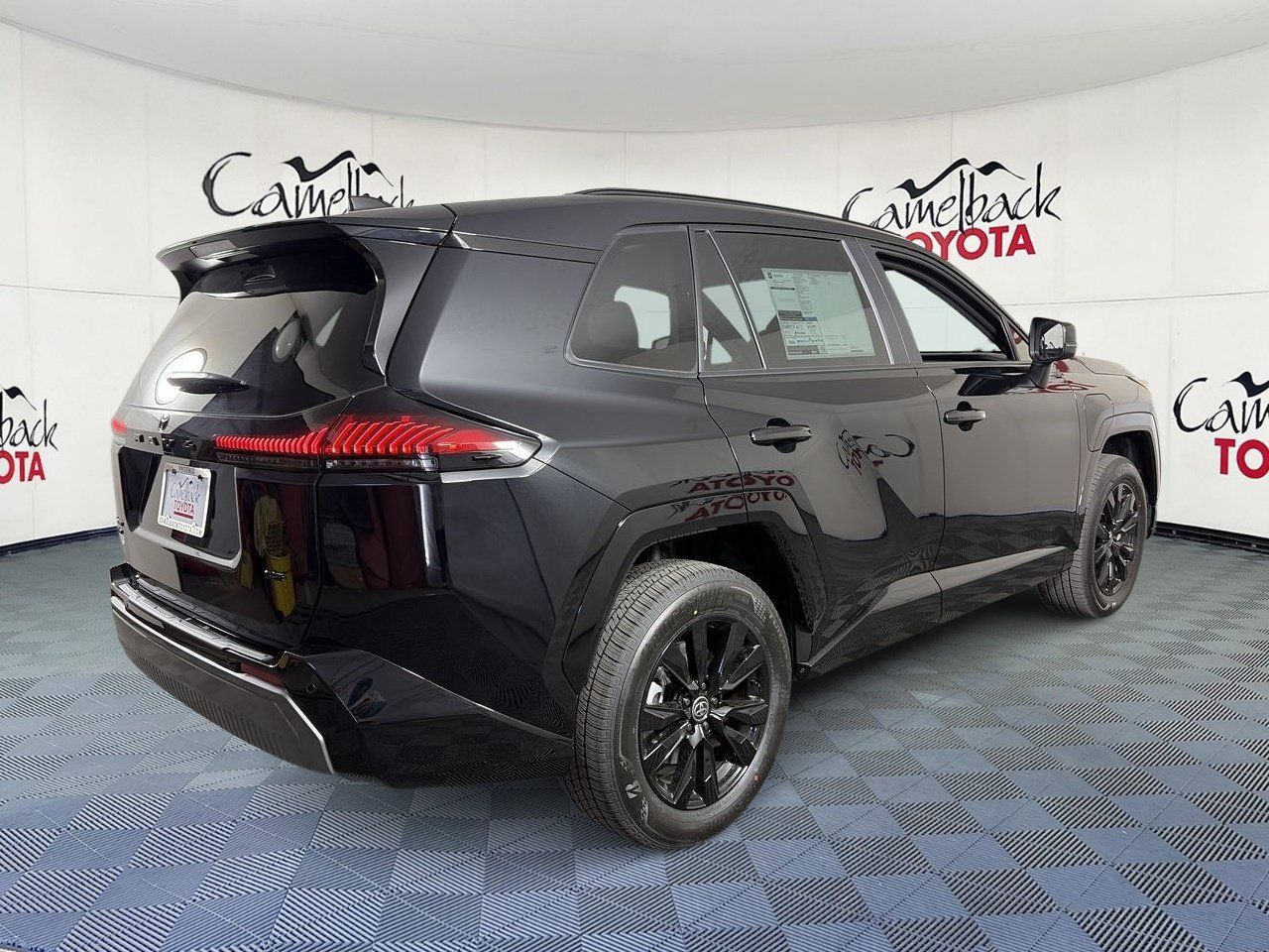 Used 2026 Toyota RAV4 SE w/ Weather Package AWD/4WD image 8