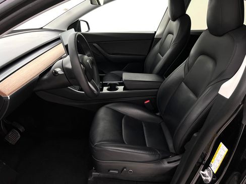 Used 2021 Tesla Model Y Long Range image 12