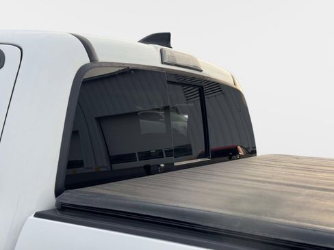 Certified 2020 Toyota Tacoma TRD Off-Road w/ TRD Premium Off Road Package image 15