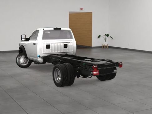 New 2023 RAM 4500 Tradesman image 4